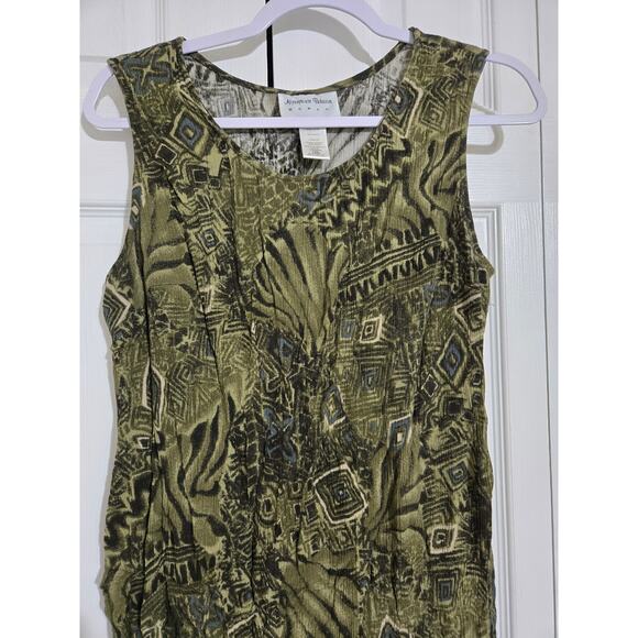 Appropriate behavior 18w (what's on tag) runs small women's green and blue dress - Picture 2 of 9